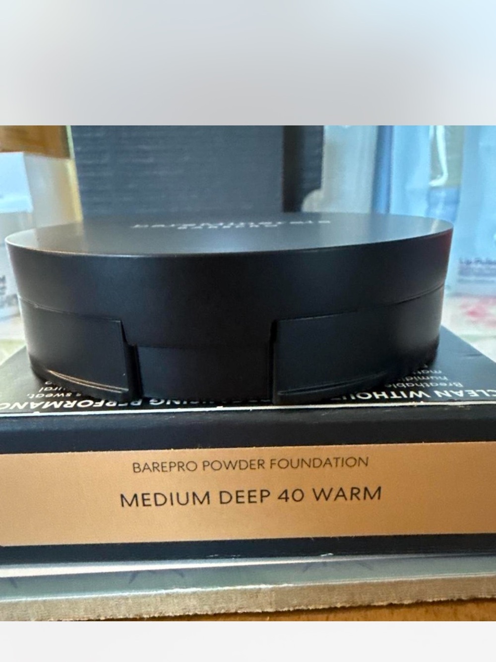 bareMinerals Compact Powder Foundation - Black & Warm Beige